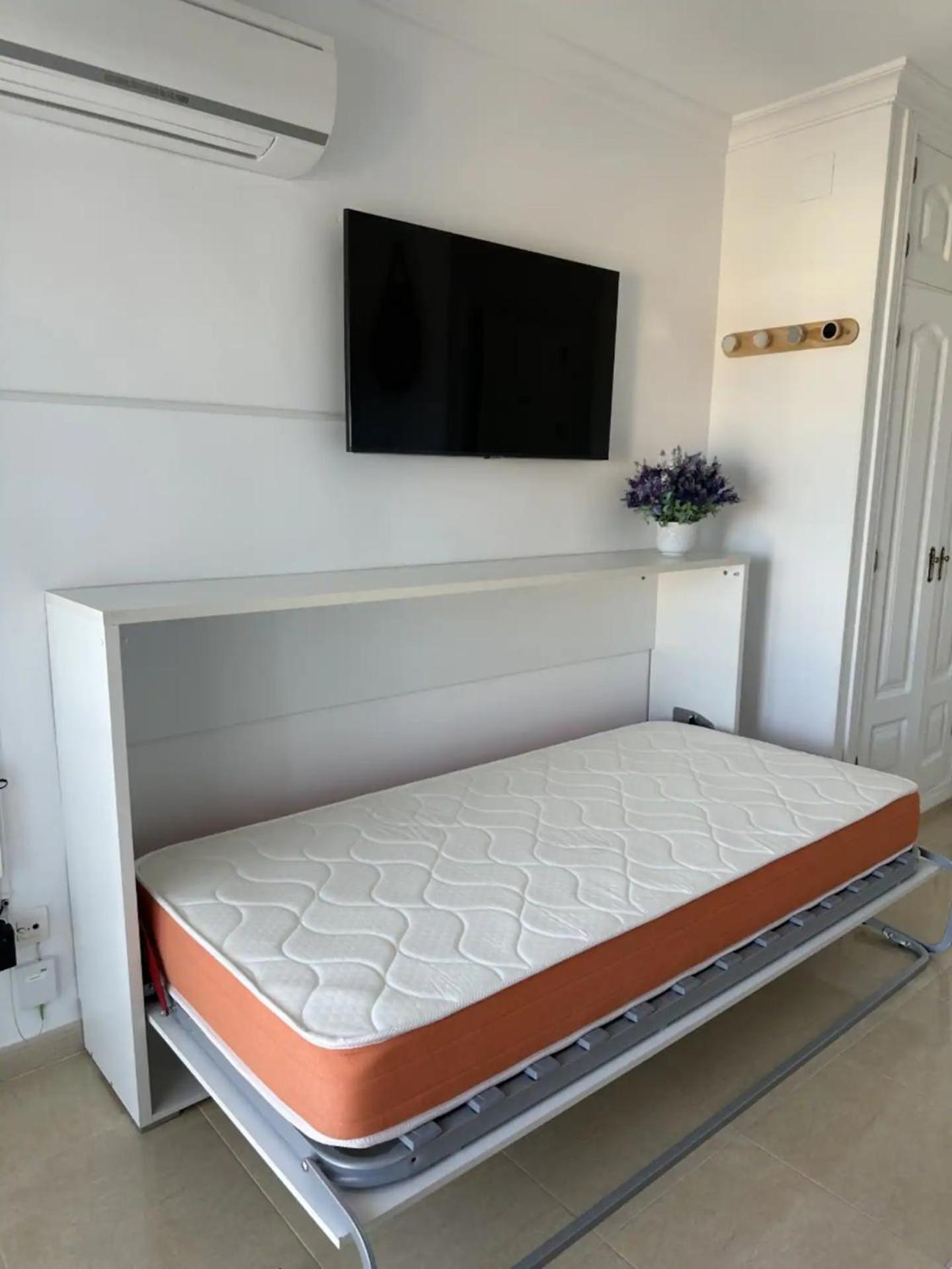 Estudio Turistico En Benalmadena A 200 Mts Del Mar Экстерьер фото